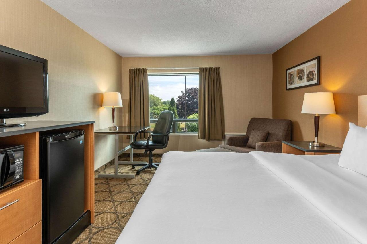 Comfort Inn Pembroke Kültér fotó
