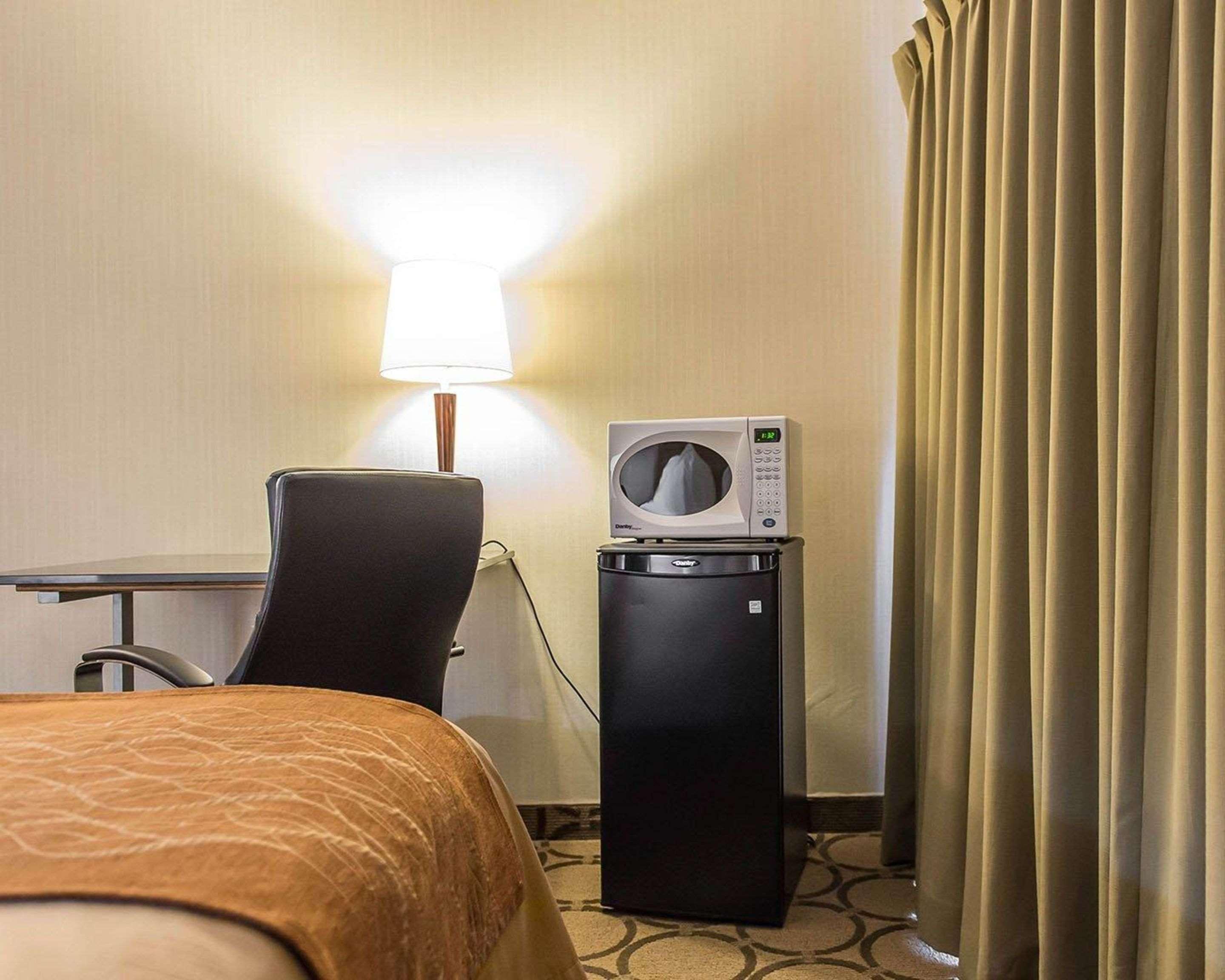 Comfort Inn Pembroke Kültér fotó