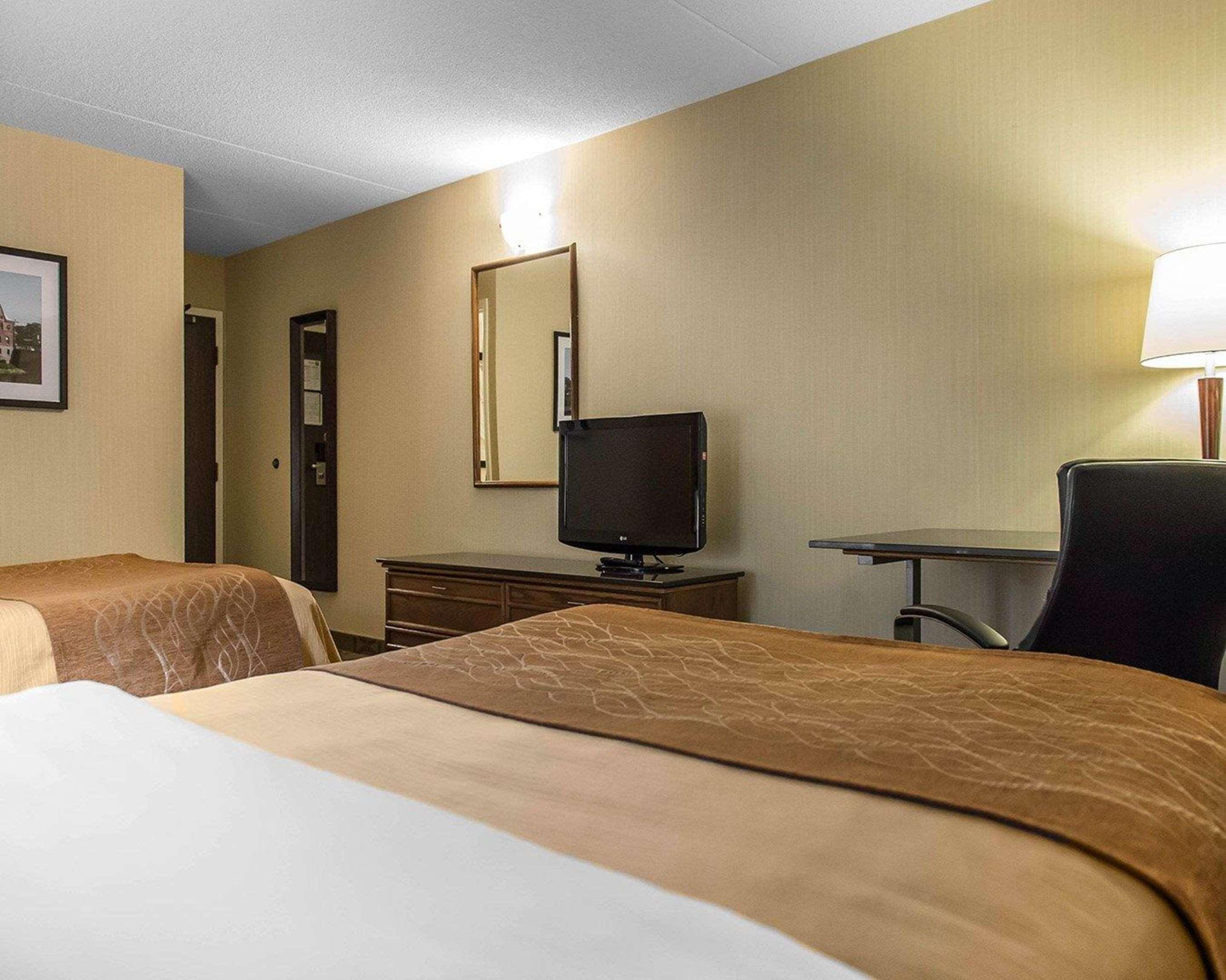 Comfort Inn Pembroke Kültér fotó